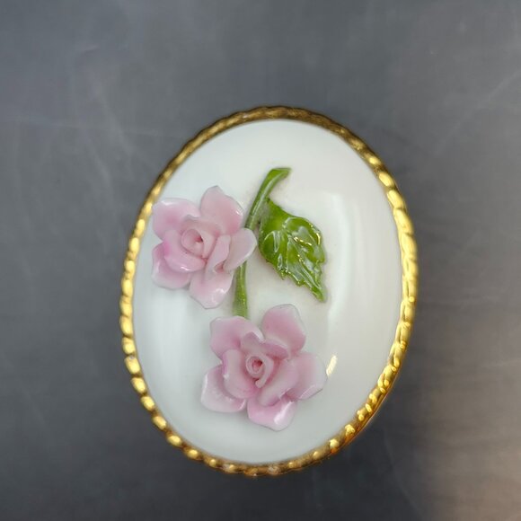 Aynsley Bone China Small Oval Trinket Box Pink Roses Gold Trim Made In England - Picture 2 of 10